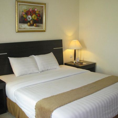 Grand Asia Hotel Jakarta Exterior photo